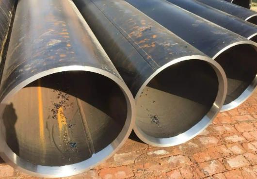 聊城焊管商家分享：外径大于500mm的直缝焊管称为大口径直缝焊管